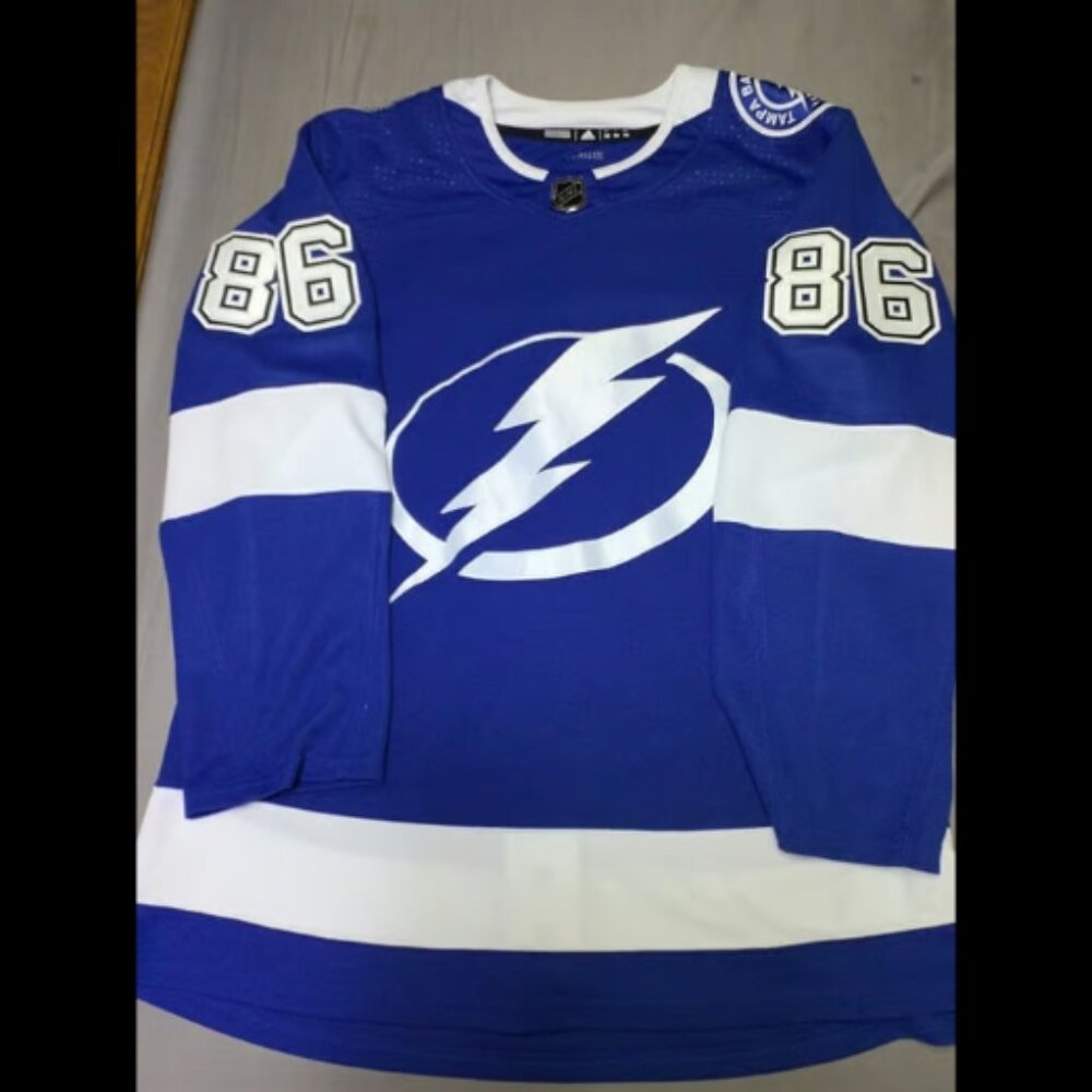 Tampa Bay Lightning Kucherov Authentic Hockey Jersey size 50